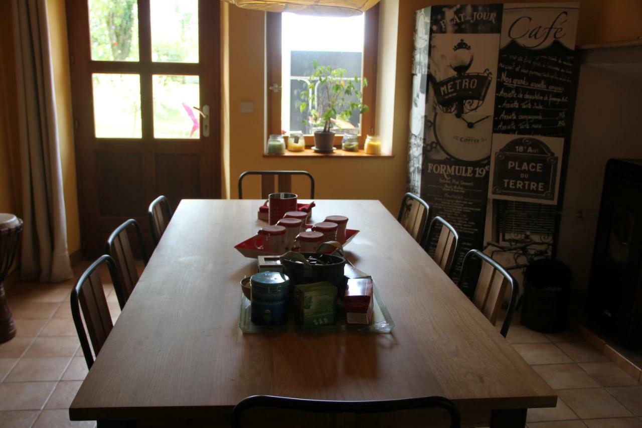 Le Clos Des Frasses Hotel Chainaz-les-Frasses Bagian luar foto