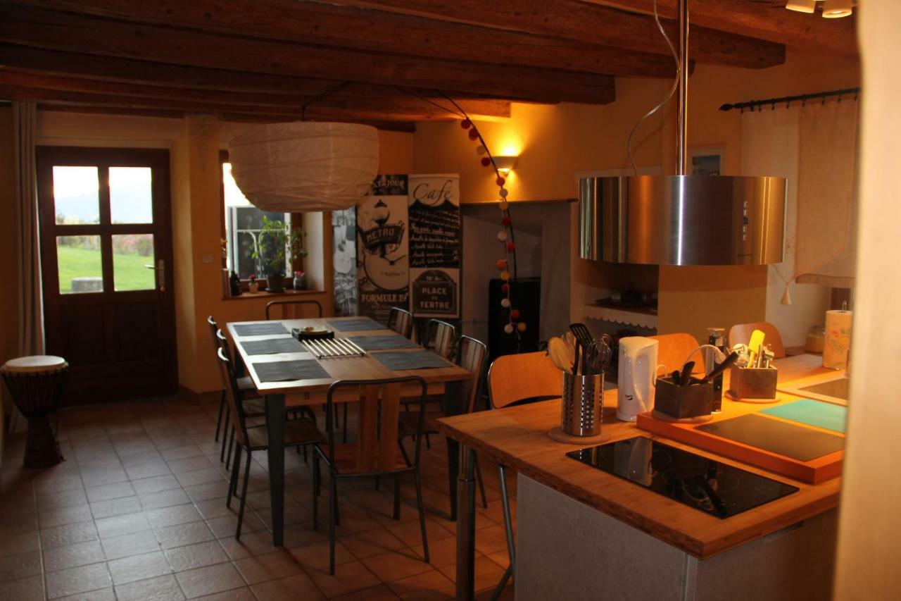 Le Clos Des Frasses Hotel Chainaz-les-Frasses Bagian luar foto
